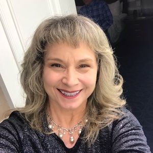 Meet your Posher, Diane